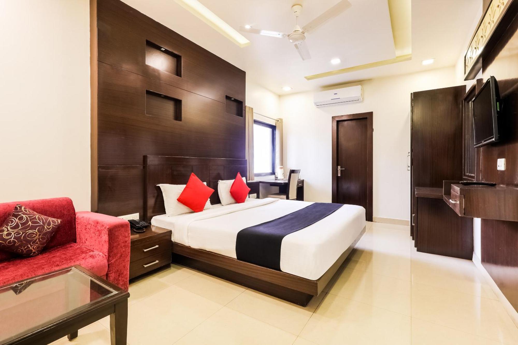 Super Townhouse Lalghati Near Airport Bhopal Exterior foto